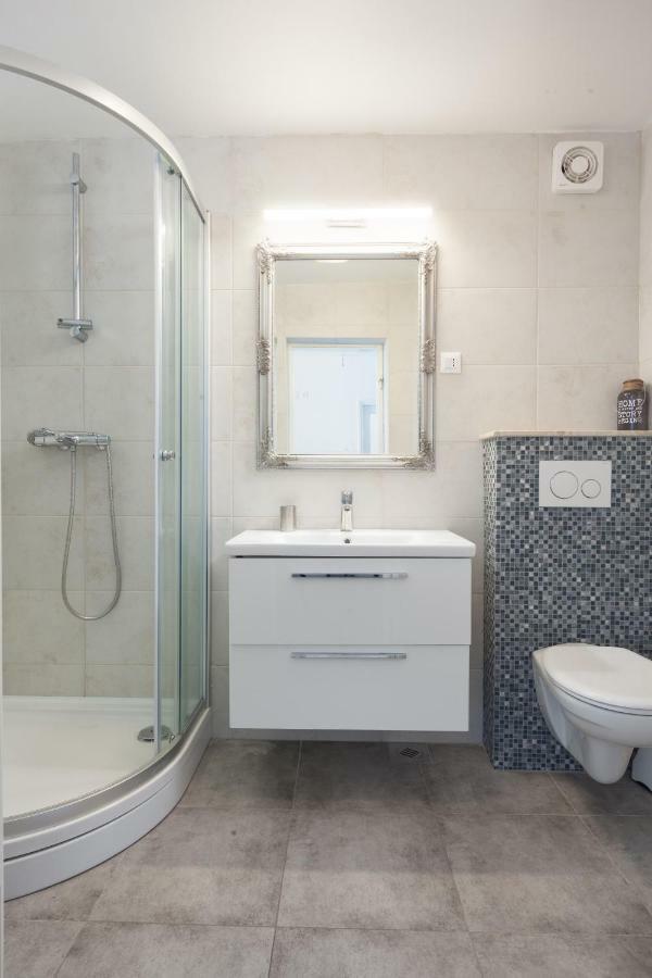 Apartment Zara Makarska Buitenkant foto